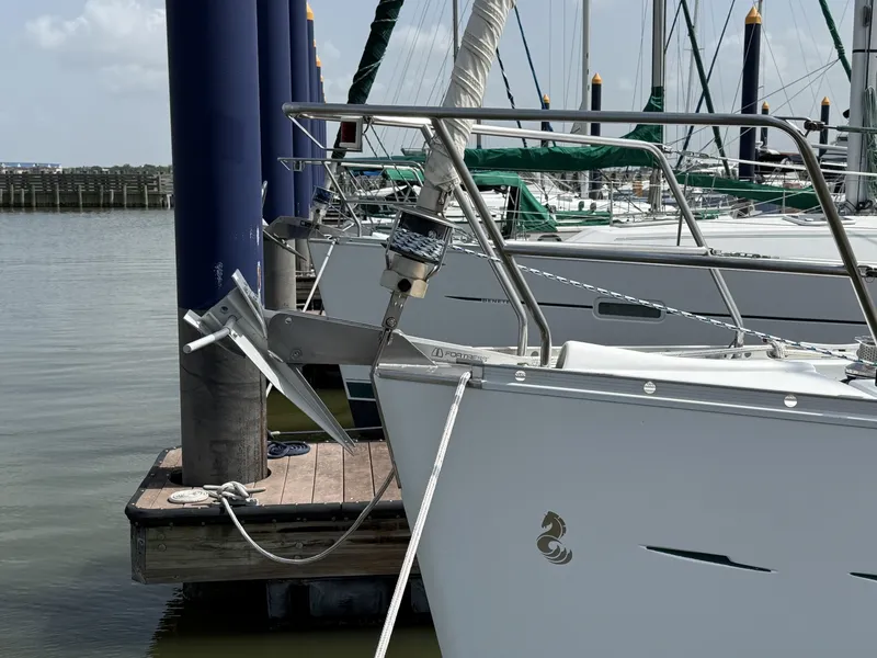 Slide: The Image of Beneteau 373 - 6551976