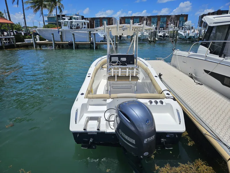Slide: The Image of Sea Hunt Ultra 211 2017 - 6551513