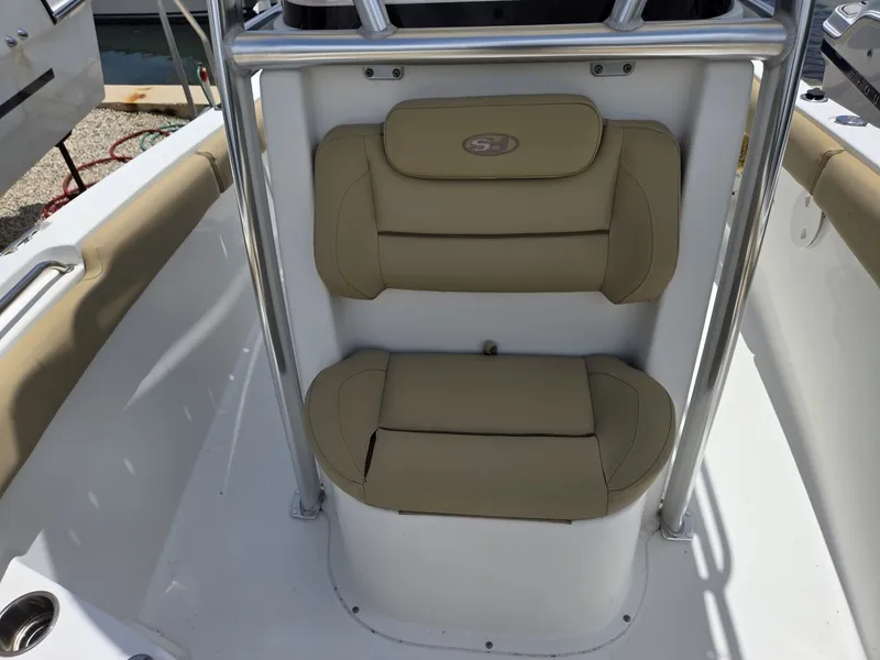 Slide: The Image of Sea Hunt Ultra 211 2017 - 6551562
