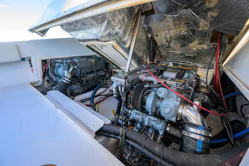 Slide: The Image of Aura 28 Heron's Catch - Engine Room 1998 Aura 28 CenterConsole Heron's Catch - 6565958