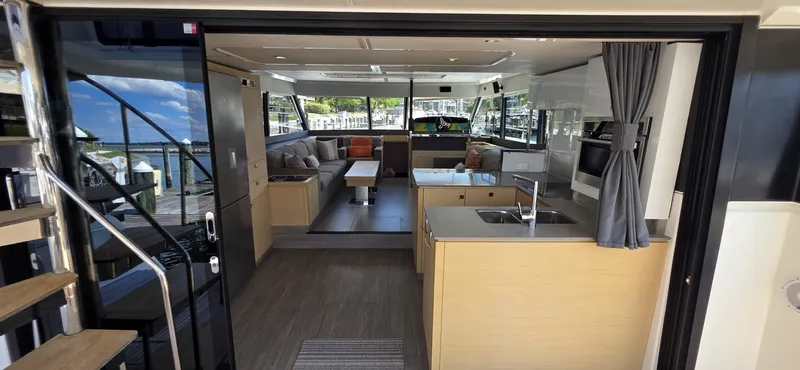 Slide: The Image of Fountaine Pajot Motor Yacht 44 2018 - 6551983