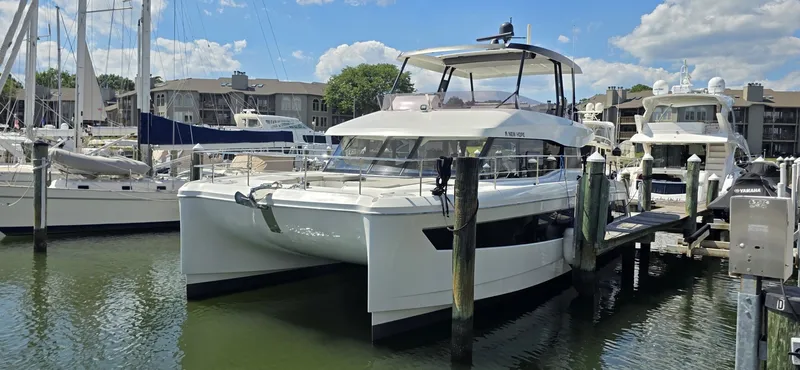 Slide: The Image of Fountaine Pajot Motor Yacht 44 2018 - 6551957