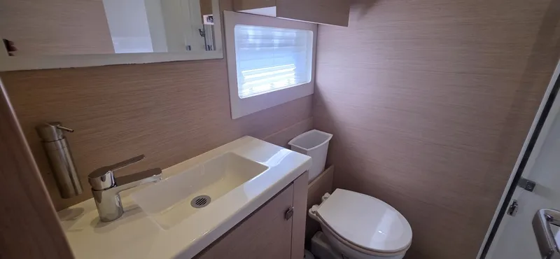 Slide: The Image of Fountaine Pajot Motor Yacht 44 2018 - 6552031