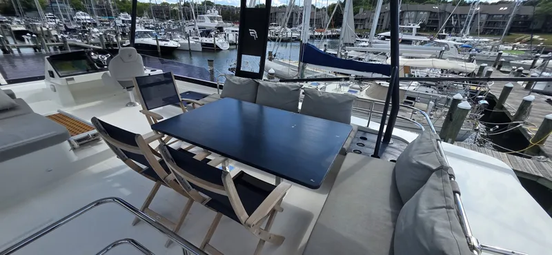 Slide: The Image of Fountaine Pajot Motor Yacht 44 2018 - 6552050