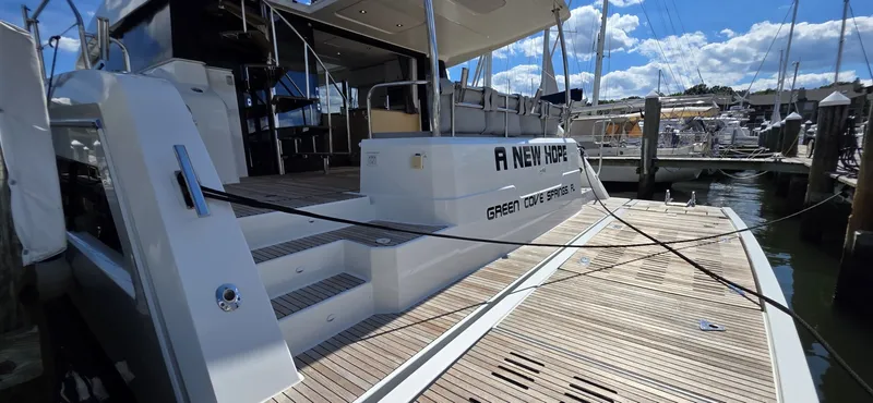 Slide: The Image of Fountaine Pajot Motor Yacht 44 2018 - 6551966