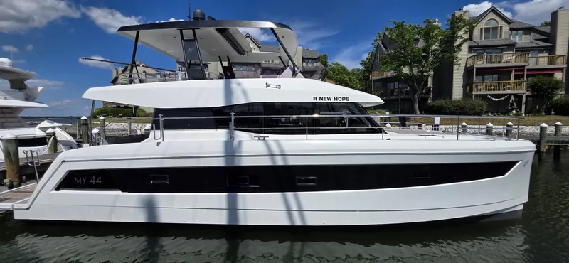 Slide: The Image of Fountaine Pajot Motor Yacht 44 2018 - 6551959