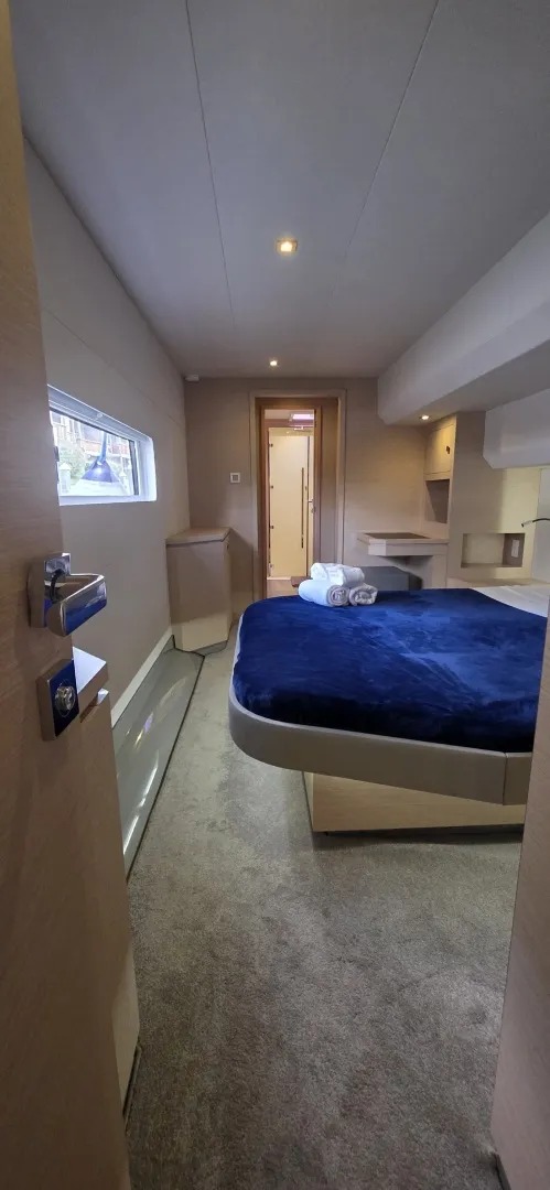 Slide: The Image of Fountaine Pajot Motor Yacht 44 2018 - 6552039