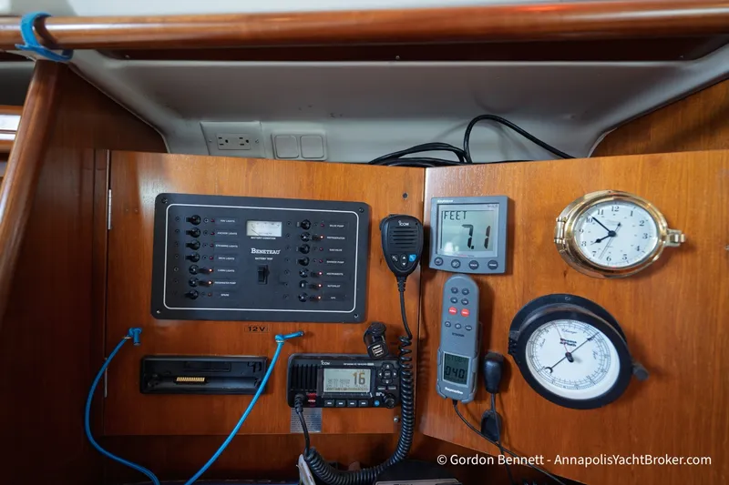 Slide: The Image of Beneteau Oceanis 361 2001 - 6552117