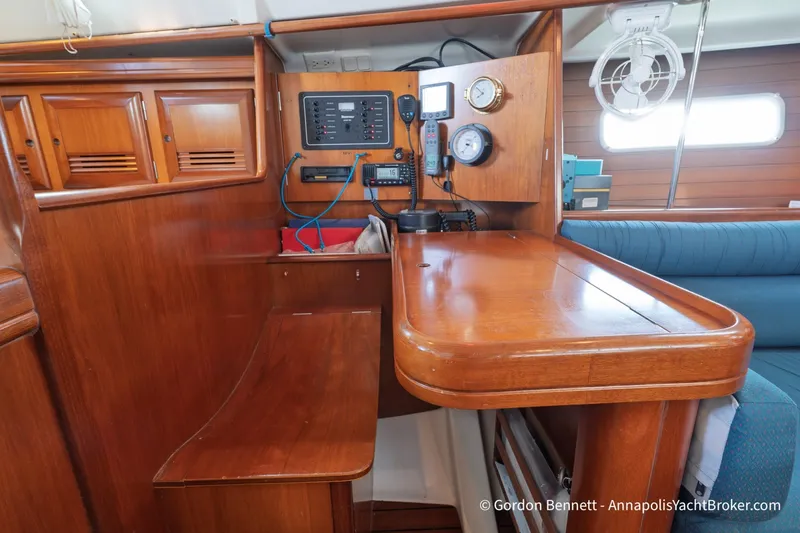 Slide: The Image of Beneteau Oceanis 361 2001 - 6552116