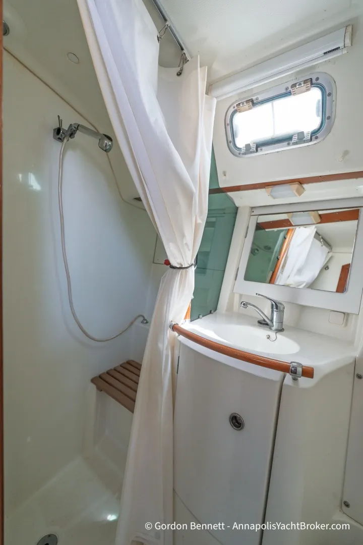 Slide: The Image of Beneteau Oceanis 361 2001 - 6552103