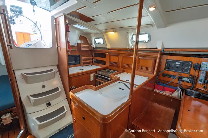 Slide: The Image of Beneteau Oceanis 361 2001 - 6552127