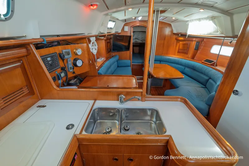 Slide: The Image of Beneteau Oceanis 361 2001 - 6552121