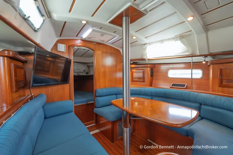 Slide: The Image of Beneteau Oceanis 361 2001 - 6552115
