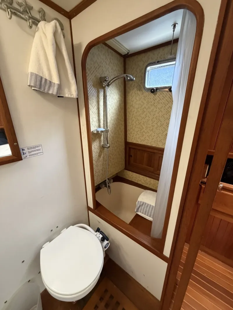 Slide: The Image of Monk 36 Aft Cabin 1988 - 6565187