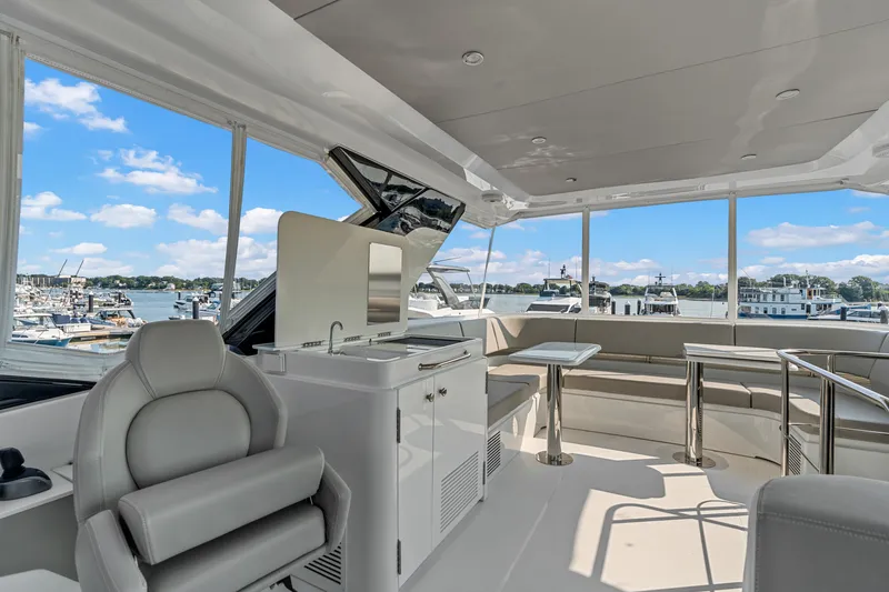 Slide: The Image of Cruisers 50 FLY 2027 - 7529249
