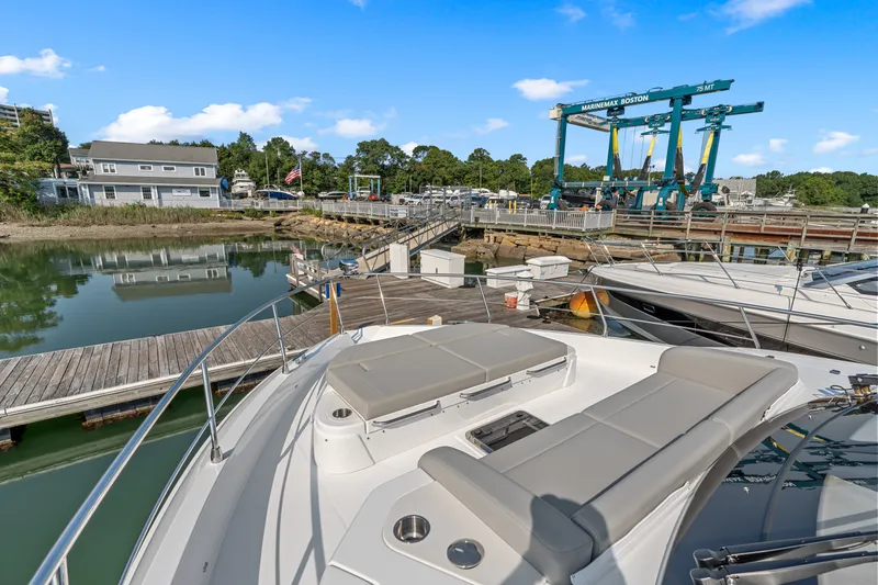 Slide: The Image of Cruisers 50 FLY 2027 - 7529254