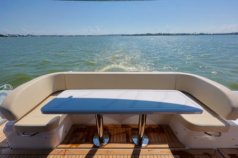 Slide: The Image of Cruisers 57 FLY 2027 - 8065507