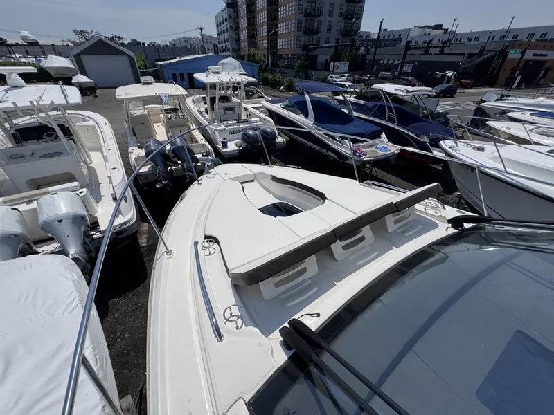 Slide: The Image of Sea Ray 35 2019 - 6563466