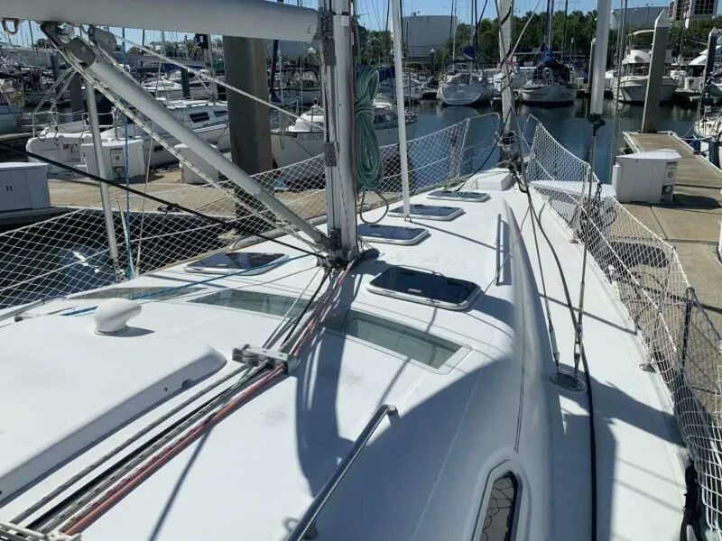 Slide: The Image of 2004 Beneteau Oceanis 393 Cabin top looking forward - 6564654