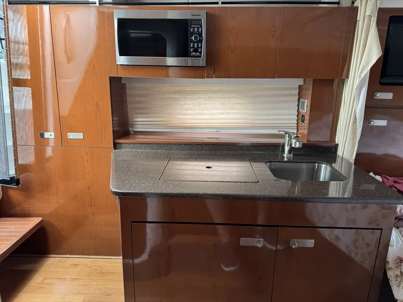 Slide: The Image of Sea Ray 310da Galley - 6564987