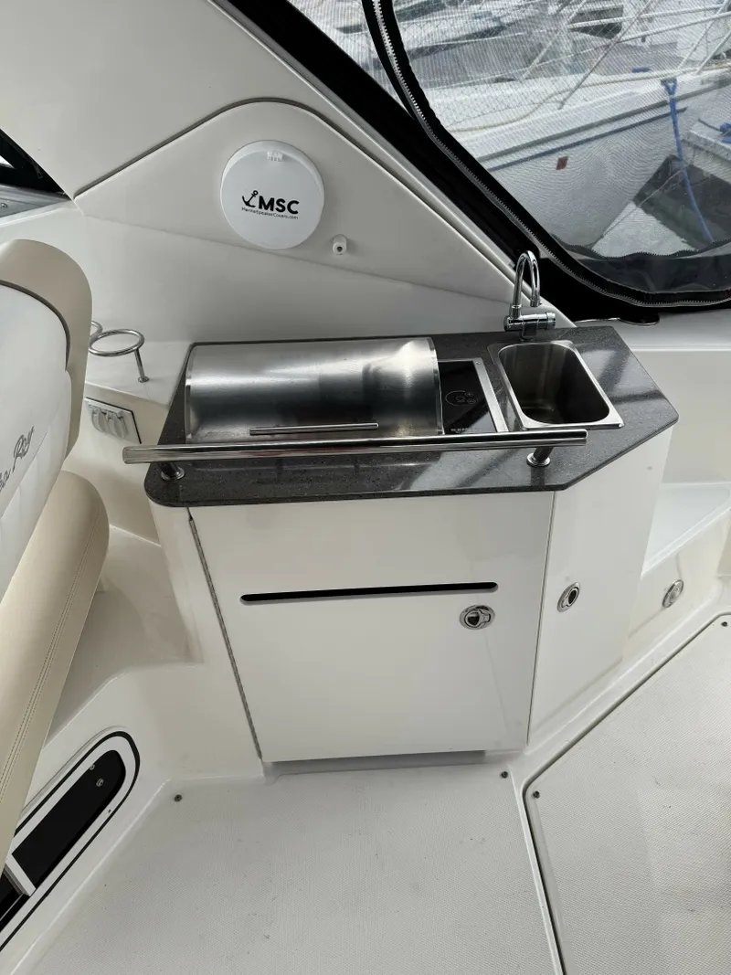 Slide: The Image of Sea Ray 310da Grill - 6564982