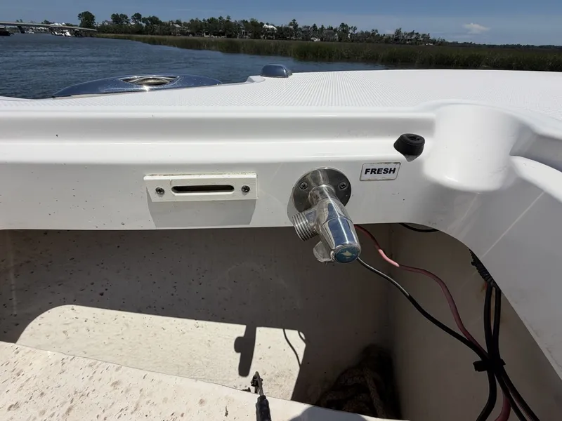 Slide: The Image of Edgewater 368 CC 2016 - 6564908