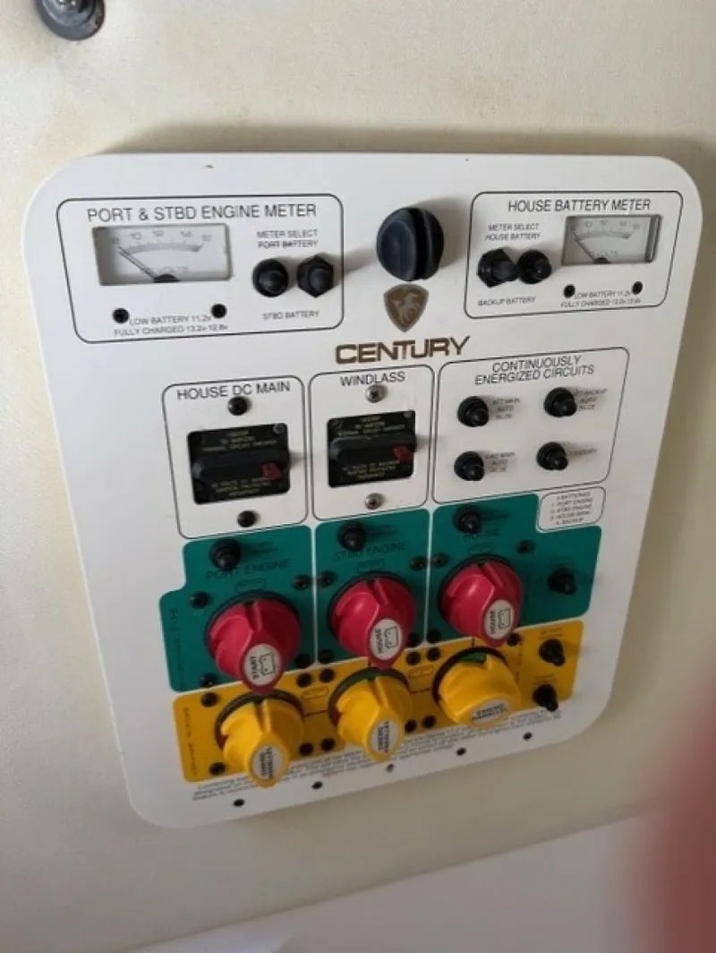 Slide: The Image of Century 2600 Center Console 2009 - 6565278