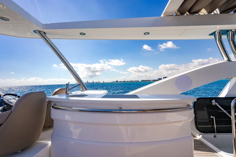 Slide: The Image of Sunseeker Manhattan 73 2014 - 6566017