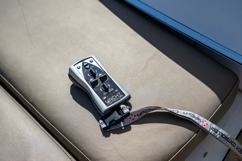 Slide: The Image of Sunseeker Manhattan 73 2014 - 6566021