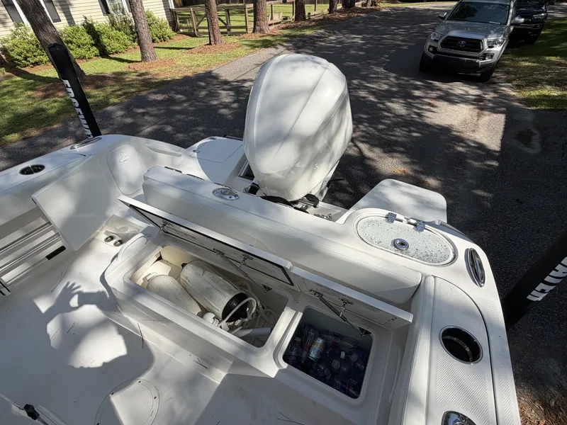 Slide: The Image of Edgewater 23 2019 - 6664722