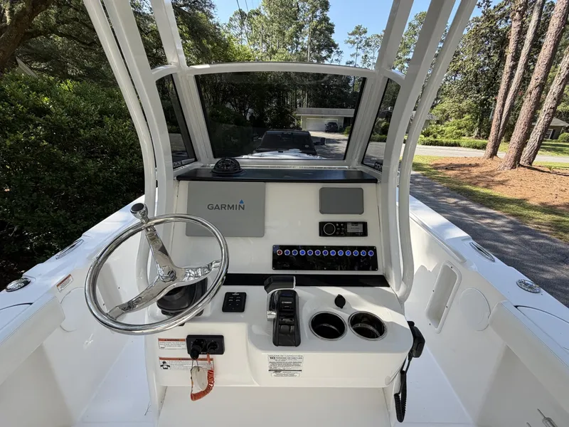 Slide: The Image of Edgewater 23 2019 - 6664205