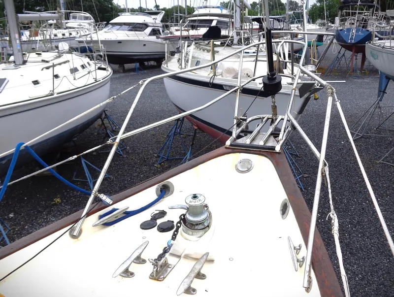 Slide: The Image of Pacific Seacraft 37 1998 - 6585648