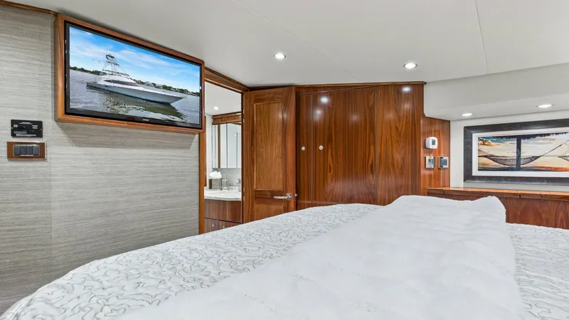 Slide: The Image of 2020 68 Viking Convertible Gunpowder Master Stateroom (1) - 6602095