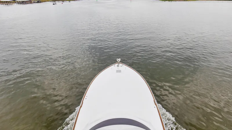 Slide: The Image of 2020 68 Viking Convertible Gunpowder Bow (3) - 6602150