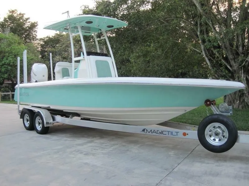 Slide: The Image of Shearwater 250 Carolina Bay 2021 - 6944247