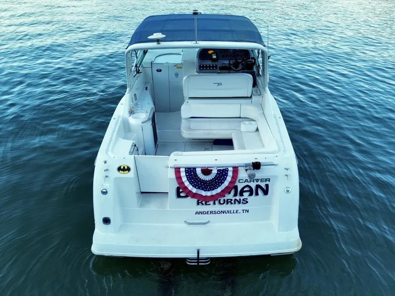 Slide: The Image of Carver Yachts 310 Mid Cabin Express 1996 - 6614007