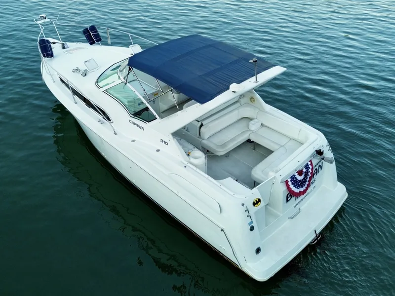 Slide: The Image of Carver Yachts 310 Mid Cabin Express 1996 - 6613993