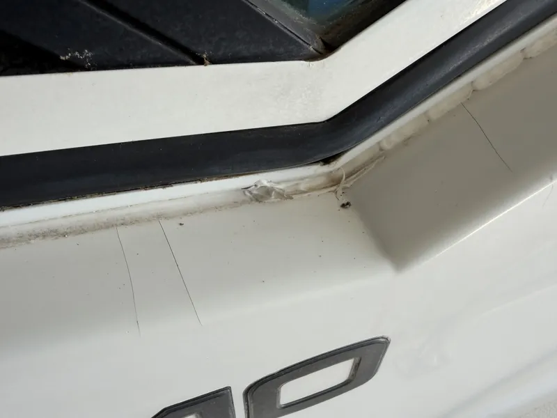 Slide: The Image of Carver Yachts 310 Mid Cabin Express 1996 - 6614147
