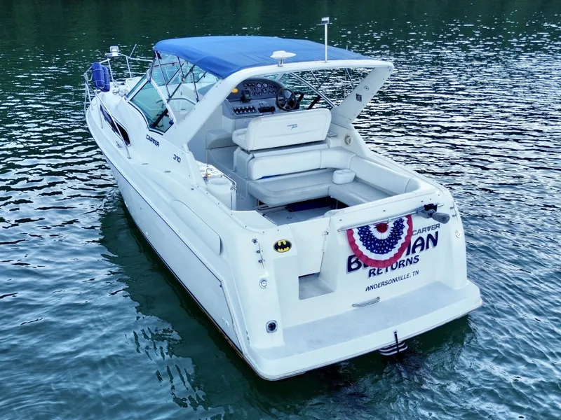 Slide: The Image of Carver Yachts 310 Mid Cabin Express 1996 - 6614005