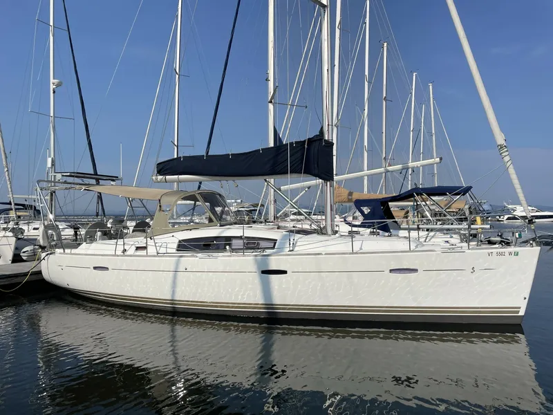The Image of Beneteau 40 2010 - 6637410