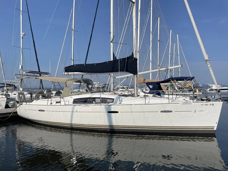 Slide: The Image of Beneteau 40 2010 - 7227913