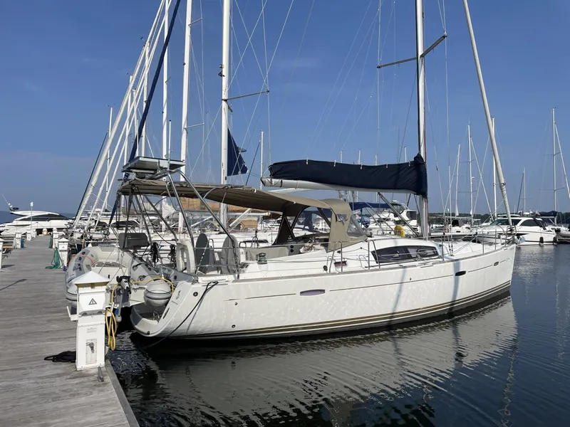 Slide: The Image of Beneteau 40 2010 - 7227912
