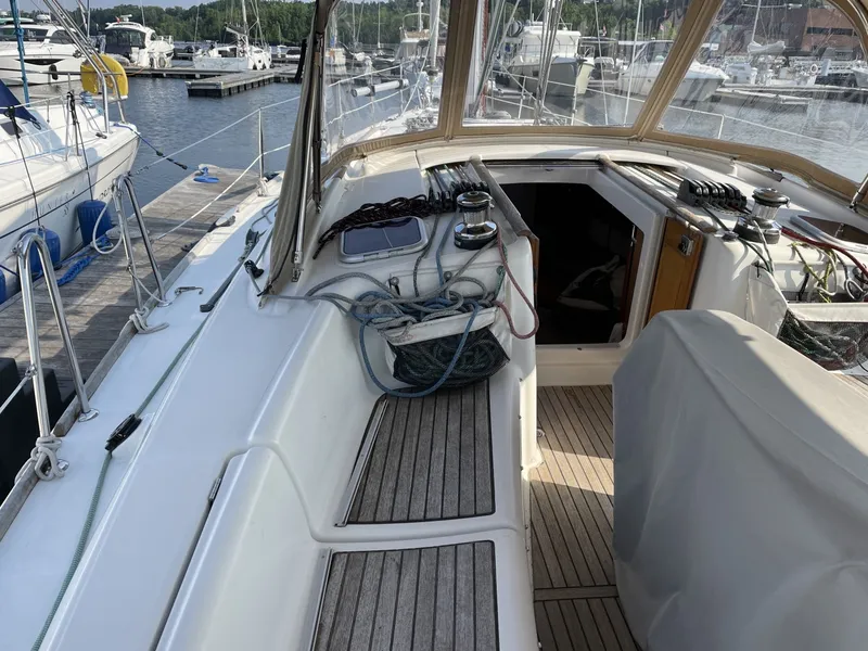 Slide: The Image of Beneteau 40 2010 - 7227914