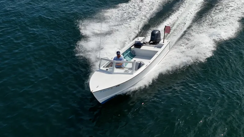Slide: The Image of Albury Brothers Runabout 1982 - 6640249