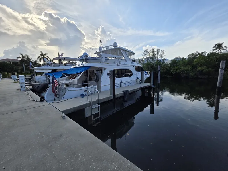 The Image of Ocean Alexander 60 Trawler 2000 - 6640257