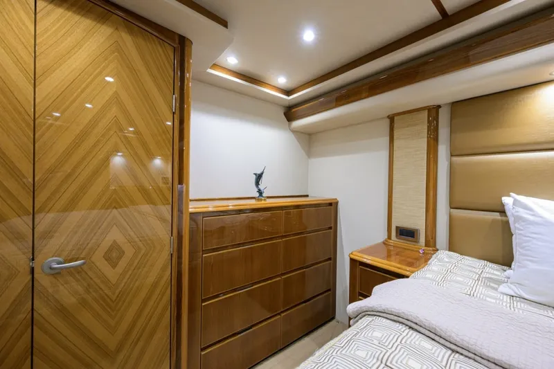 Slide: The Image of Viking 70 DESPERADO - Master Stateroom 2014 Viking 70 Convertible DESPERADO - 7649555