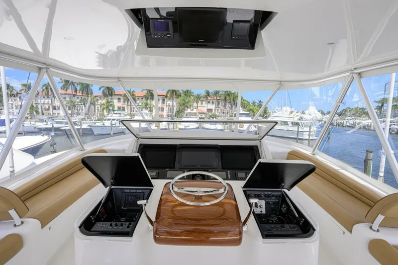 Slide: The Image of Viking 70 DESPERADO - Flybridge 2014 Viking 70 Convertible DESPERADO - 7649567
