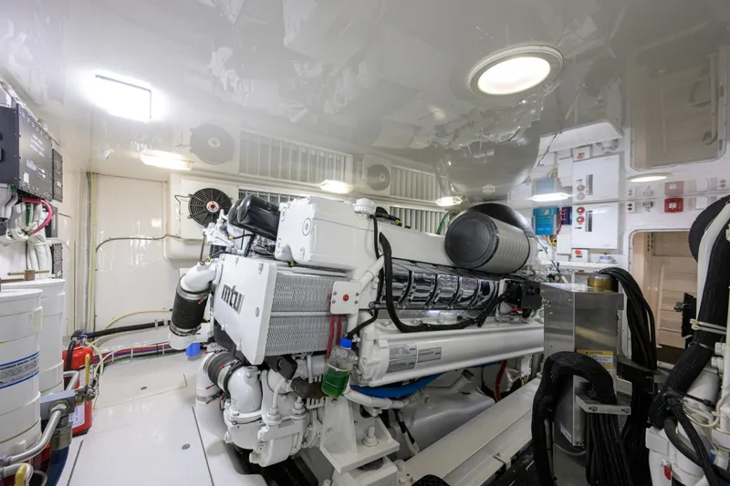 Slide: The Image of Viking 70 DESPERADO - Engine Room 2014 Viking 70 Convertible DESPERADO - 7649577