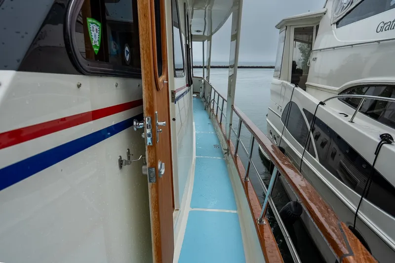 Slide: The Image of DeFever 53 Performance Offshore Cruiser 1988 - 6662871