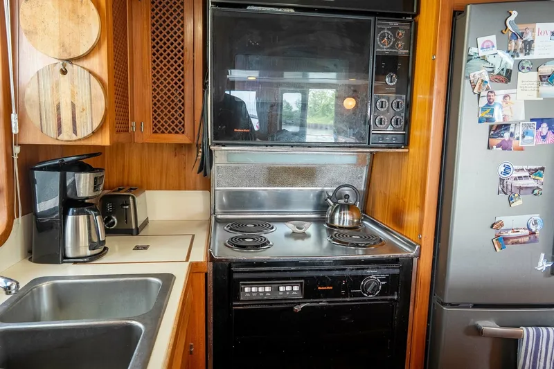 Slide: The Image of DeFever 53 Performance Offshore Cruiser 1988 - 6663578